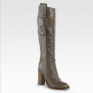 Chloé Isetta Wing Boots. Rounded Toe Boots.